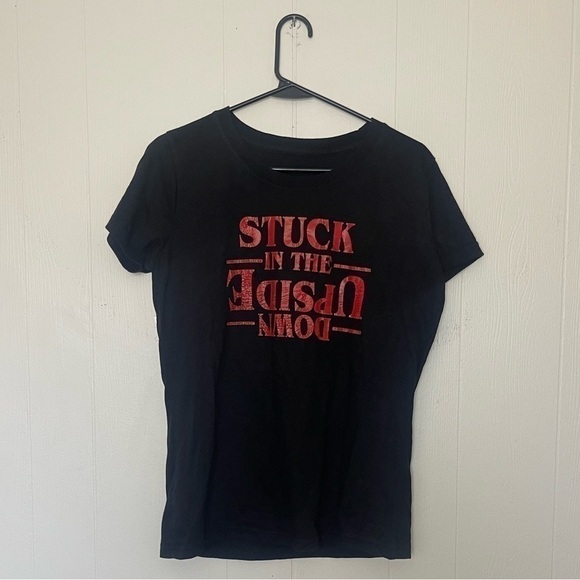 Stranger Things T-Shirt - Estimated Size M - Approx 18” Pit to Pit - Picture 1 of 5